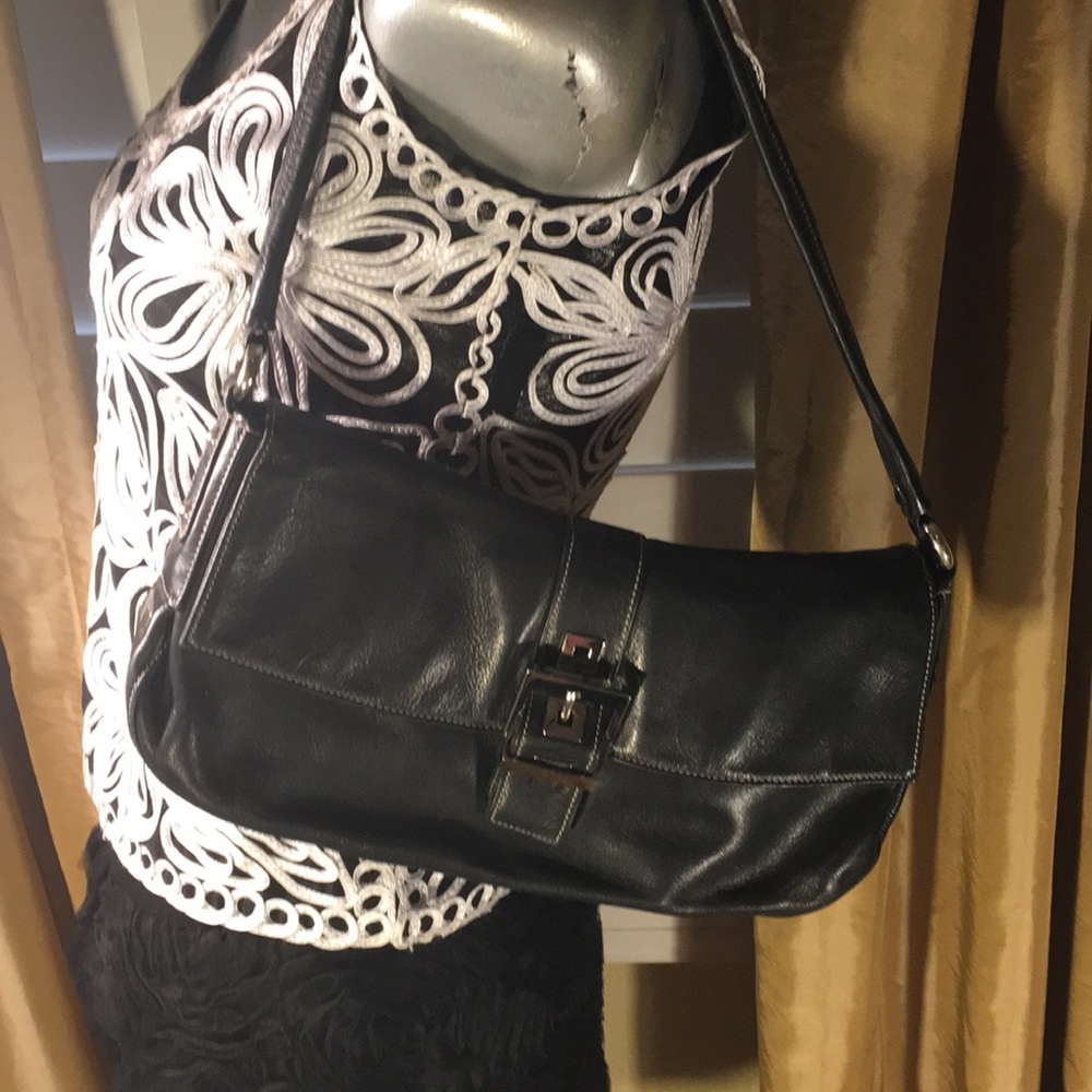 Black Perlina leather purse